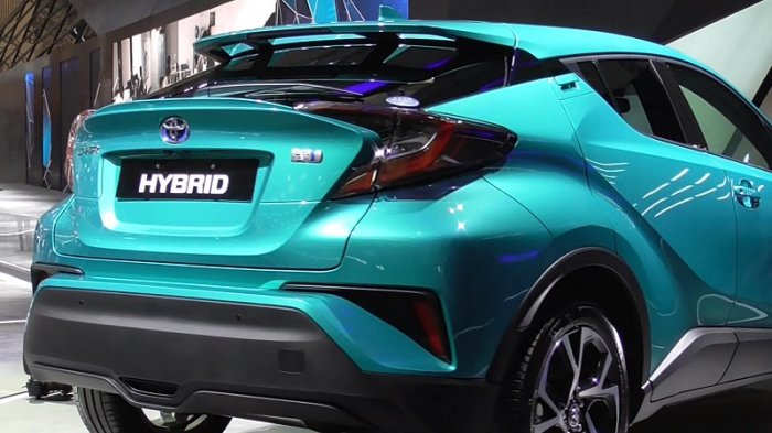 Mobil Toyota C-HR Akan Di Rilis Di Indonesia