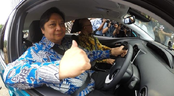 Menteri Airlangga: Perpres Mobil Listrik Selesai Akhir Tahun Ini
