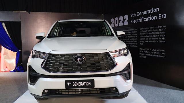 Toyota di Indinesia Lebih Fokus ke Mobil Hybrid Yang Volumenya Paling Banyak